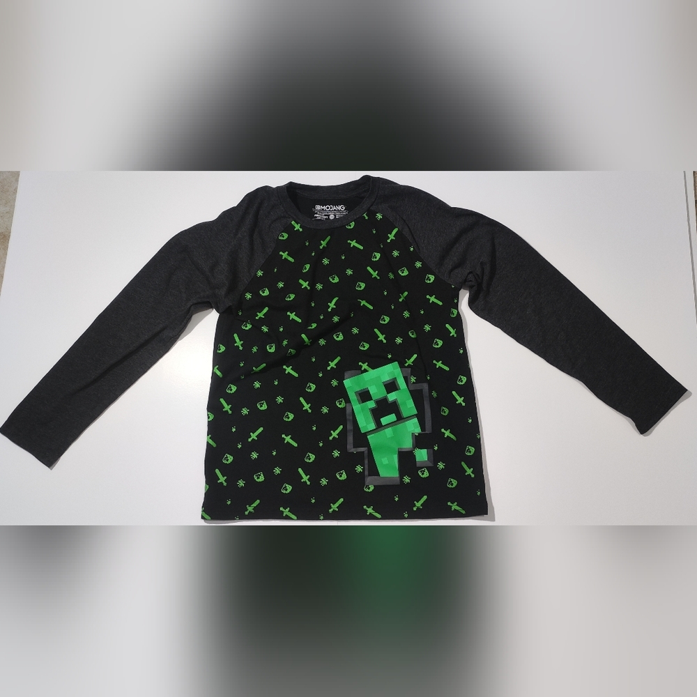 Black and Gray Minecraft Long Sleeve T-shirt Minecraft Gamer Tee MD (10-12)